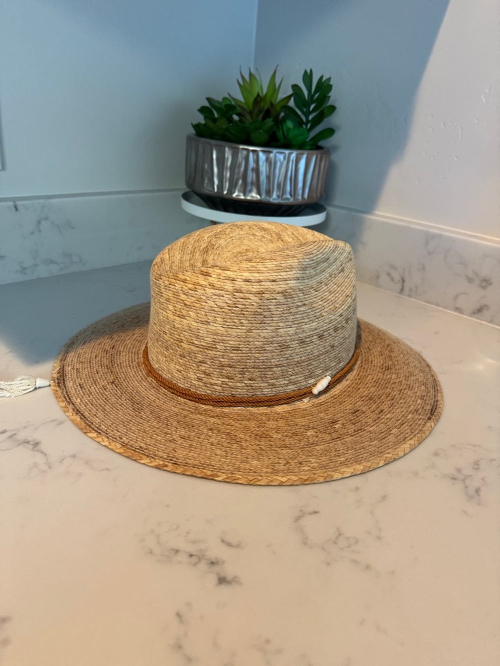 Legítimo Sahuayo Straw Hat with Braided Accent. Size 56 or size 7 - Medium. - Picture 6 of 12